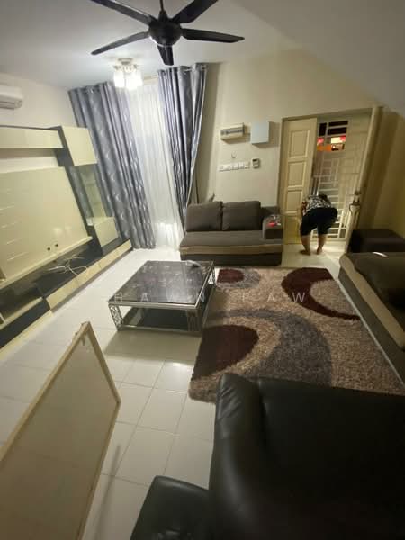 2-storey Terraced House for Sale in TAMAN PUCHONG UTAMA (Puchong) - Shawn Paw - Living Room - PropertyGuru.com.my