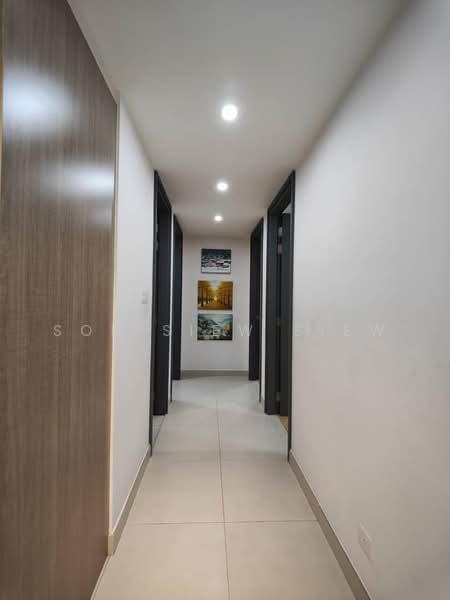 Condominium for Rent at Residensi Sefina Mont Kiara - Soh Siew Siew - Corridor - PropertyGuru.com.my