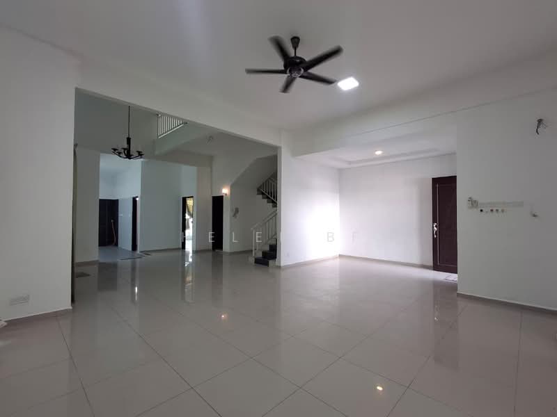 Semi-Detached House for Rent in Taman Klebang Utama (Klebang) - Helen BF - Living Room - PropertyGuru.com.my