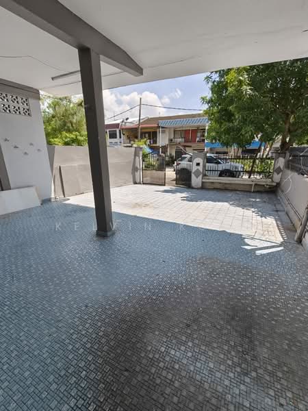 Rumah Teres 2 Tingkat untuk Dijual di Taman Sri Tebrau (Johor Bahru) - Kelvin Koay - Exterior - PropertyGuru.com.my
