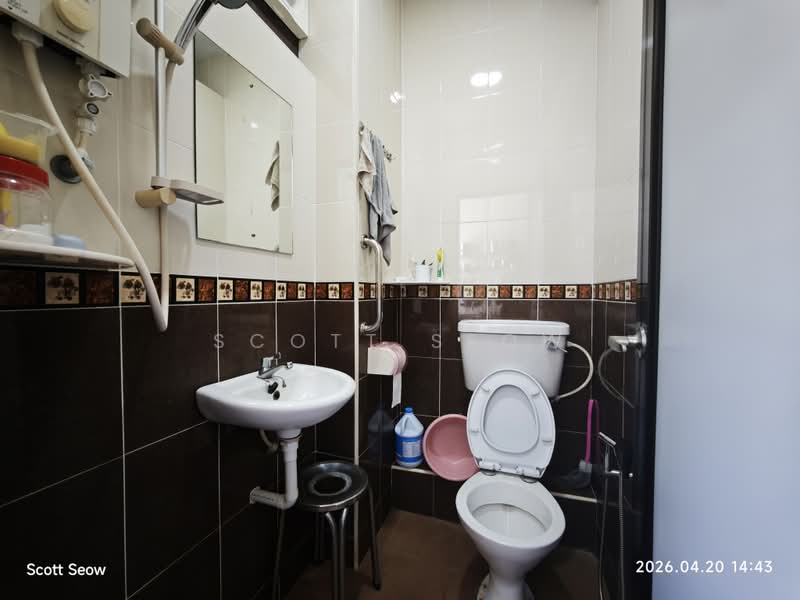 Shop for Sale in George Town (Penang) - Scott Seow - Bathroom - PropertyGuru.com.my