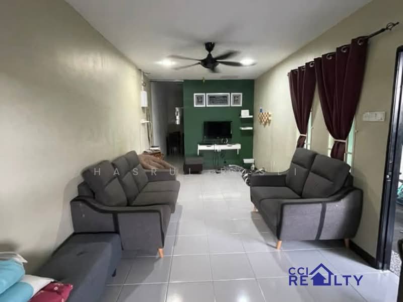 1-storey Terraced House for Sale in Taman Utama (Alor Setar) - Hasrul Rosli - Living Room - PropertyGuru.com.my