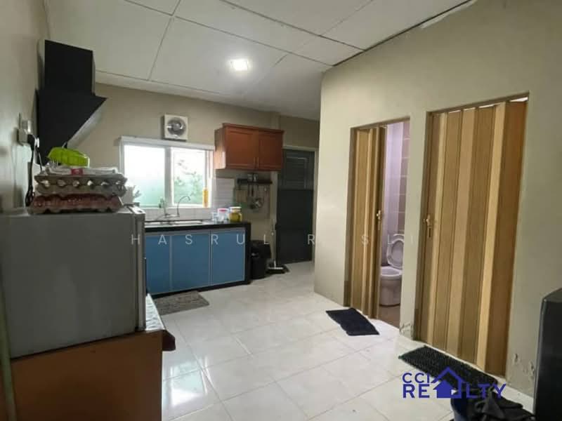 1-storey Terraced House for Sale in Taman Utama (Alor Setar) - Hasrul Rosli - Kitchen - PropertyGuru.com.my