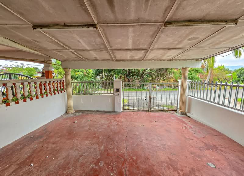 Rumah Teres 1 Tingkat untuk Dijual di Bandar Rinching Seksyen 1 (Semenyih) - Azli Ibrahim - Exterior - PropertyGuru.com.my