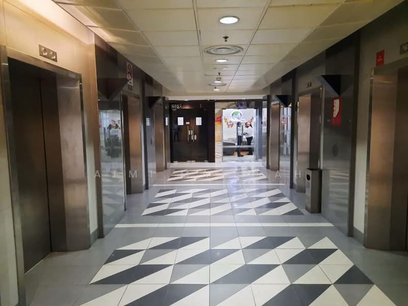 Pejabat untuk Disewa di Seksyen 52 (Petaling Jaya) - Aimi Mahirah - Corridor - PropertyGuru.com.my