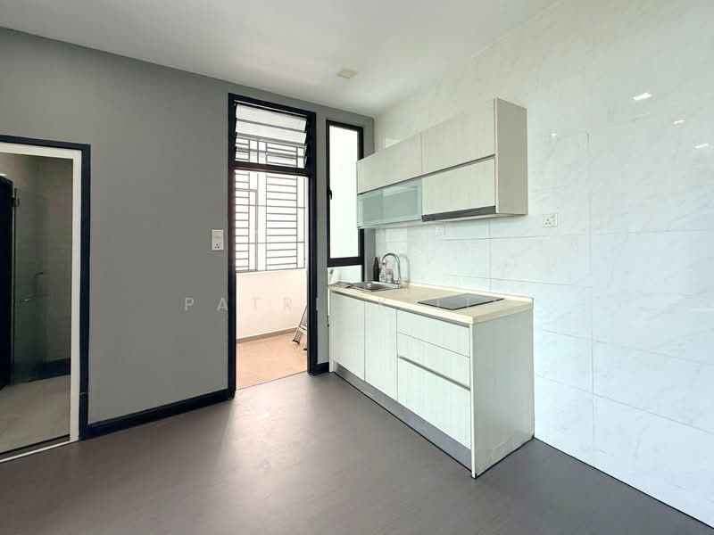 Service Residence for Sale at D'Summit Residences - Patrick Lim - PropertyGuru.com.my