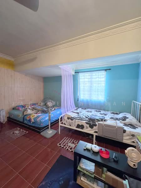 3-storey Terraced House for Sale in Taman Bukit Teratai (Ampang) - Jacqueline San - Bedroom - PropertyGuru.com.my