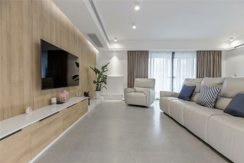 Servis Apartment untuk Dijual di The Tropika - Yue Cheong - Living Room - PropertyGuru.com.my