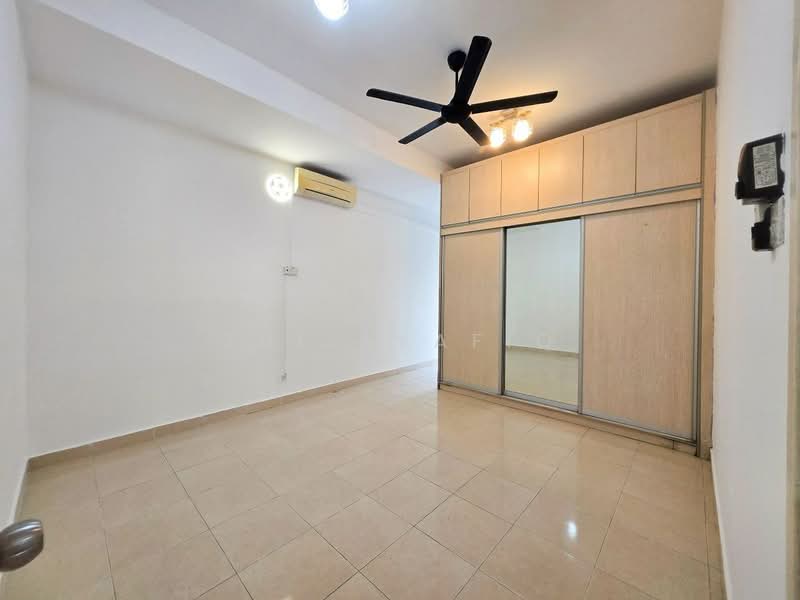 Cluster House for Sale in Taman Saujana Ampang (Ampang) - Zul Syafiq - Bedroom - PropertyGuru.com.my