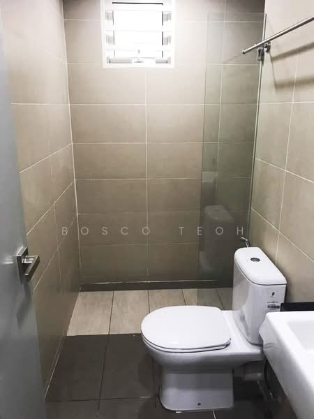 Condominium for Rent at Tropicana Bay Residences - Bosco Teoh - Bathroom - PropertyGuru.com.my