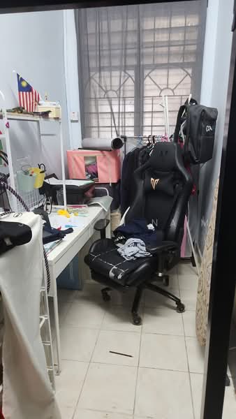 Rumah Teres 2 Tingkat untuk Dijual di Kampung Tasik Tambahan (Ampang) - Syahrim Naim - Study - PropertyGuru.com.my