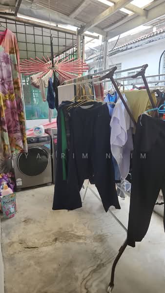 Rumah Teres 2 Tingkat untuk Dijual di Kampung Tasik Tambahan (Ampang) - Syahrim Naim - Exterior - PropertyGuru.com.my