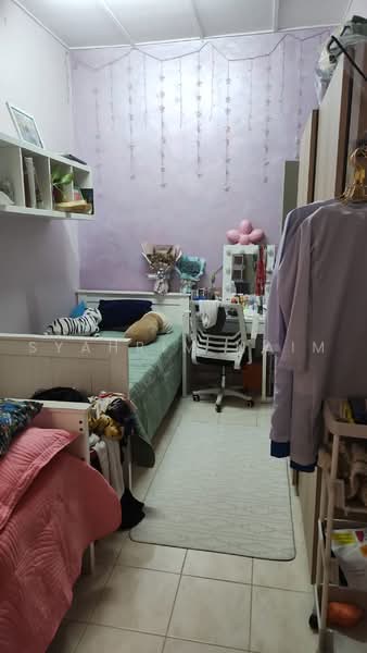 Rumah Teres 2 Tingkat untuk Dijual di Kampung Tasik Tambahan (Ampang) - Syahrim Naim - Bedroom - PropertyGuru.com.my