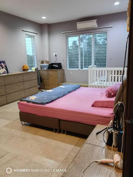 Bungalow for Sale in Taman Rasah Kemayan (Rasah) - Justin Lew - Bedroom - PropertyGuru.com.my