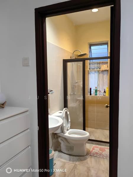 Bungalow for Sale in Taman Rasah Kemayan (Rasah) - Justin Lew - Bathroom - PropertyGuru.com.my