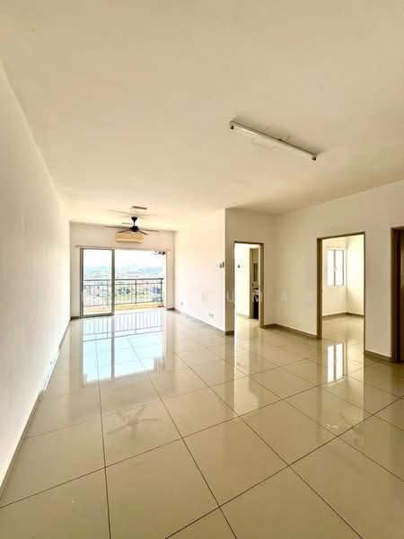 Kondominium untuk Dijual di 1120 Park Avenue - Prem Kumar - Living Room - PropertyGuru.com.my