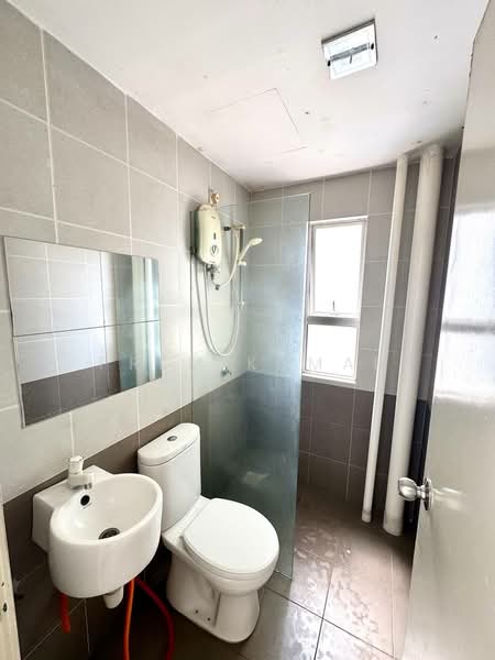 Kondominium untuk Dijual di 1120 Park Avenue - Prem Kumar - Bathroom - PropertyGuru.com.my