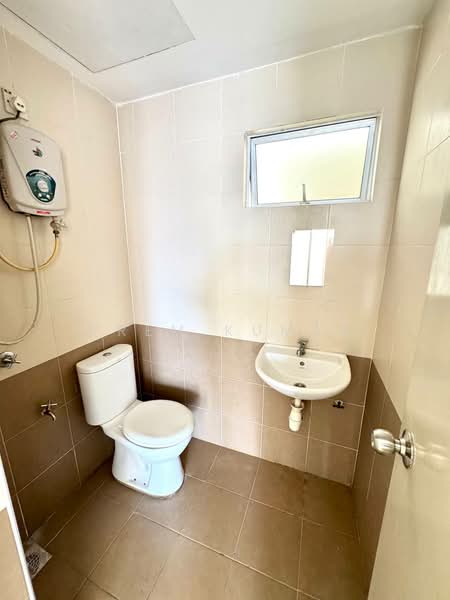 Kondominium untuk Dijual di 1120 Park Avenue - Prem Kumar - Bathroom - PropertyGuru.com.my