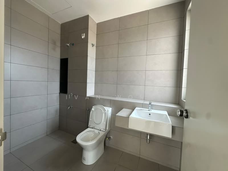 2-storey Terraced House for Sale in Bandar Bukit Raja (Klang) - Ivan Wong - Bathroom - PropertyGuru.com.my