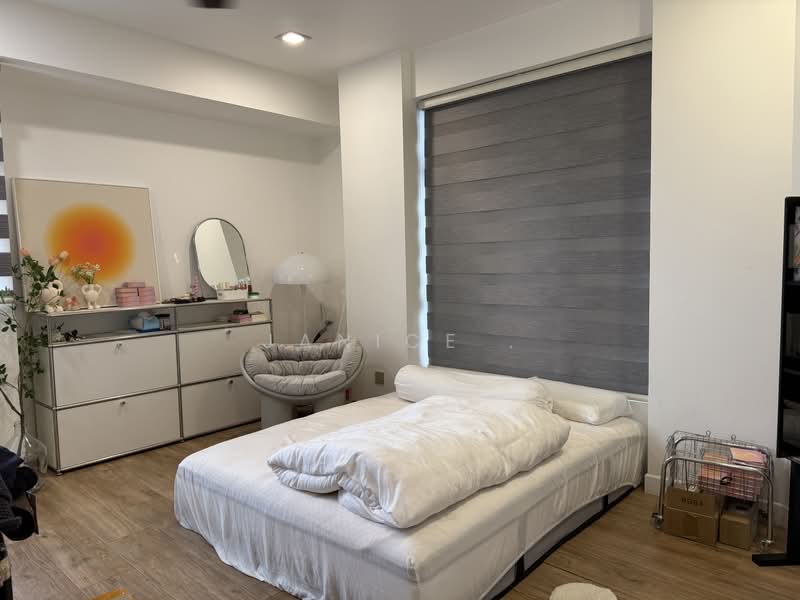 Condominium for Sale at The Straits View Condominium - Janice . - PropertyGuru.com.my