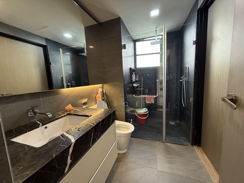 Condominium for Sale at The Straits View Condominium - Janice . - PropertyGuru.com.my
