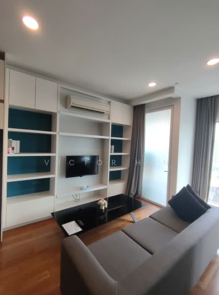 Servis Apartment untuk Dijual di The Face Suites (Platinum Suites) - Victor Han - Living Room - PropertyGuru.com.my