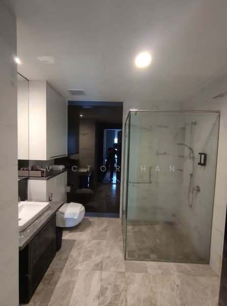 Servis Apartment untuk Dijual di The Face Suites (Platinum Suites) - Victor Han - Bathroom - PropertyGuru.com.my