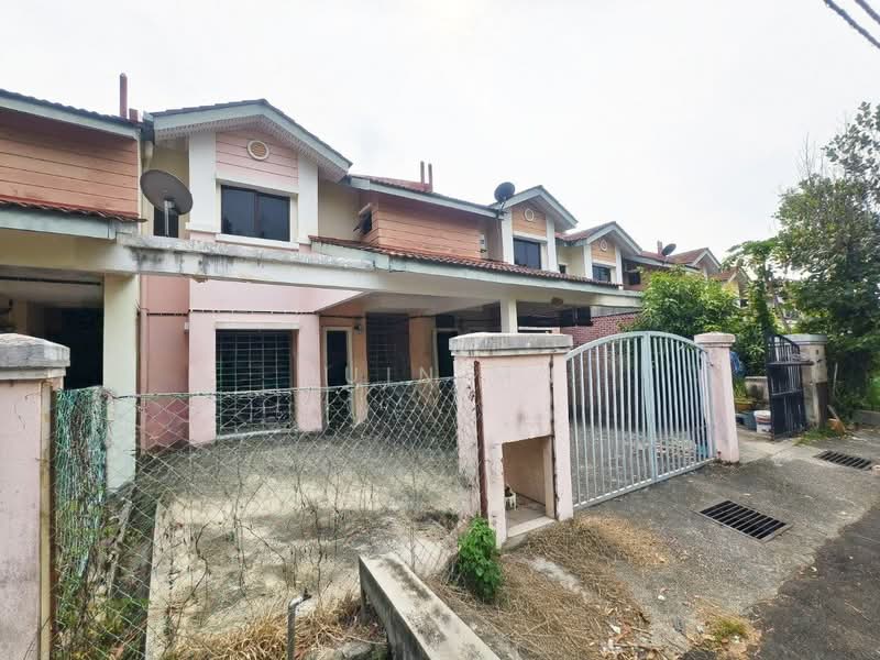 2-storey Terraced House for Sale in Saujana Utama (Selangor) - Muin Mn - Exterior - PropertyGuru.com.my