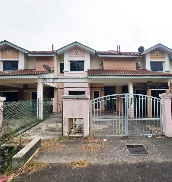 2-storey Terraced House for Sale in Saujana Utama (Selangor) - Muin Mn - Exterior - PropertyGuru.com.my