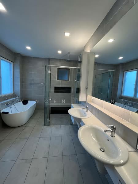 Rumah Banglo untuk Dijual di Country Heights Damansara (Kuala Lumpur) - Vincent Chin - Bathroom - PropertyGuru.com.my