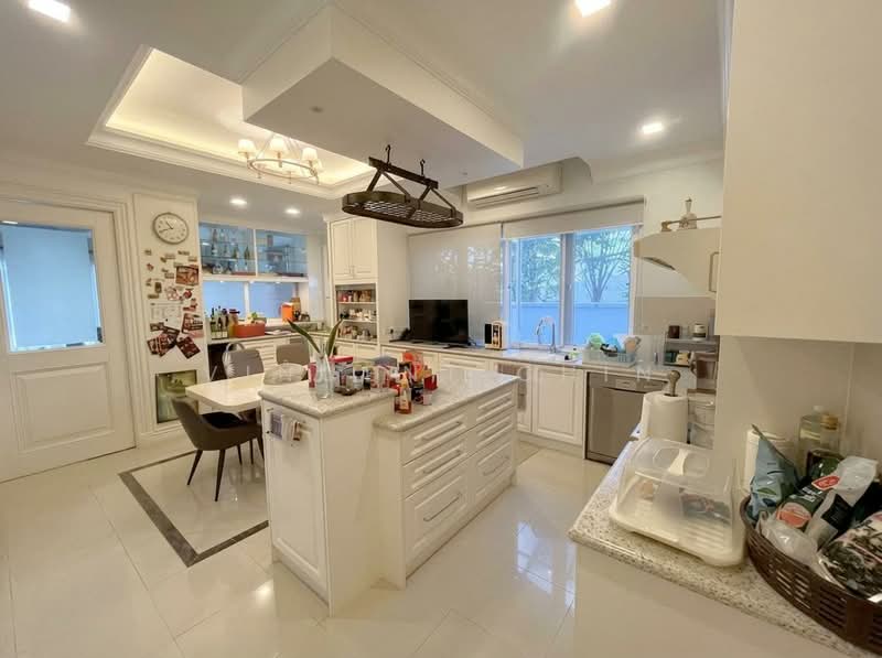 Rumah Banglo untuk Dijual di Country Heights Damansara (Kuala Lumpur) - Vincent Chin - Kitchen - PropertyGuru.com.my