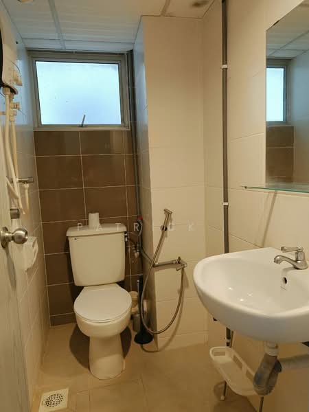 Condominium for Rent at N-Park Condominium - Patrick . - Bathroom - PropertyGuru.com.my