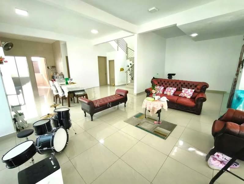 Semi-Detached House for Sale in Dengkil (Selangor) - Ann . - Living Room - PropertyGuru.com.my