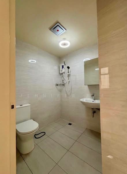 2-storey Terraced House for Rent in Taman Damansara Aliff (Tampoi) - Jennifer Tee - Bathroom - PropertyGuru.com.my