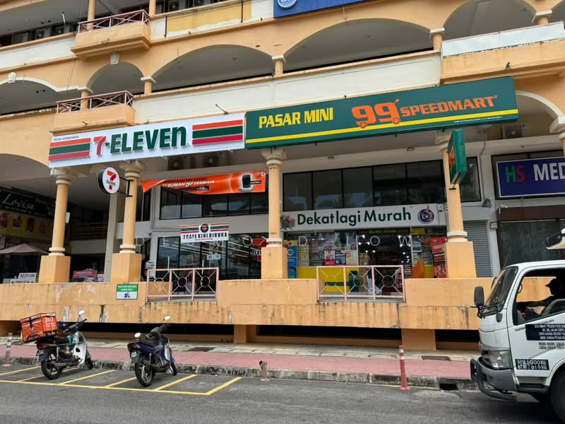 Kedai / Pejabat untuk Disewa di Kawasan Perumahan Sungai Emas (Batu Ferringhi) - Desmond Low - PropertyGuru.com.my