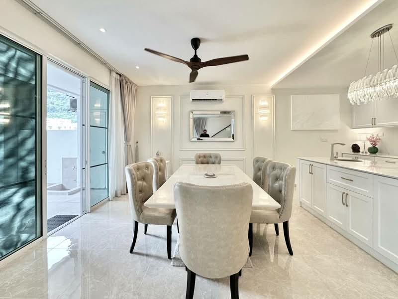 Condominium for Sale at Armanee Terrace - Azli Ibrahim - Dining Room - PropertyGuru.com.my