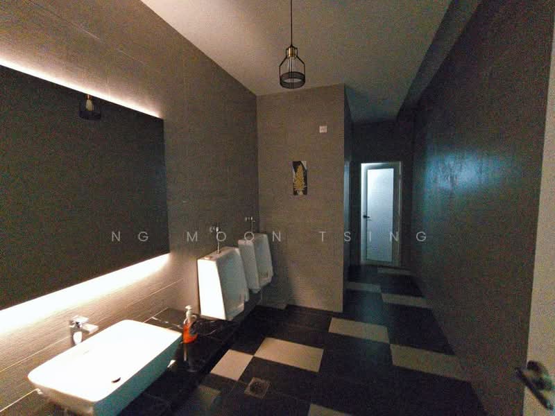 Factory for Sale in Semenyih (Selangor) - Ng Moon Tsing - Bathroom - PropertyGuru.com.my