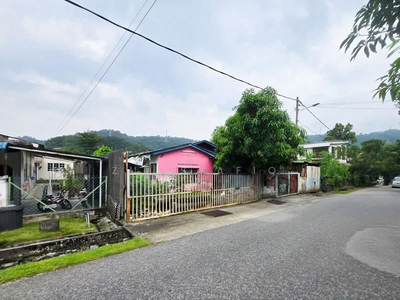 Tanah Banglo untuk Dijual di Ampang (Selangor) - Zul Syafiq - Exterior - PropertyGuru.com.my