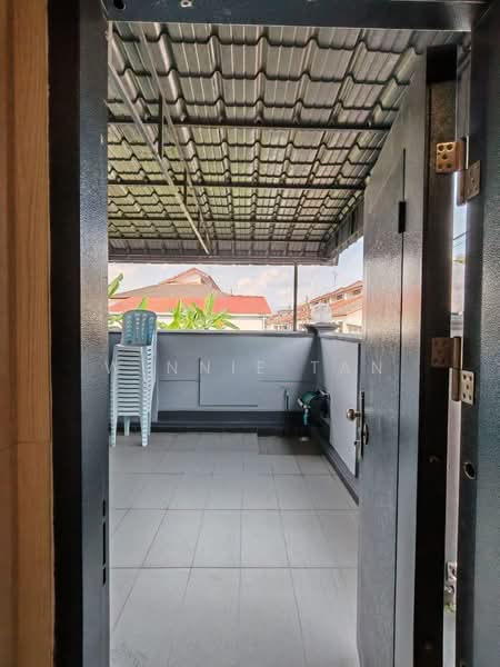 Rumah Teres 1 Tingkat untuk Dijual di Taman Molek (Johor Bahru) - Winnie Tan - Exterior - PropertyGuru.com.my