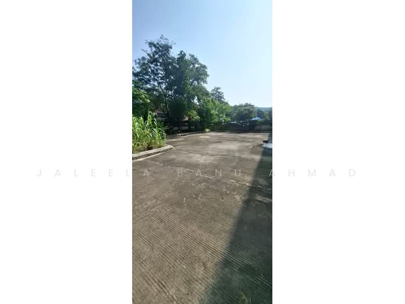 Warehouse for Rent in Subang (Selangor) - Jaleela Banu Ahmad - Exterior - PropertyGuru.com.my