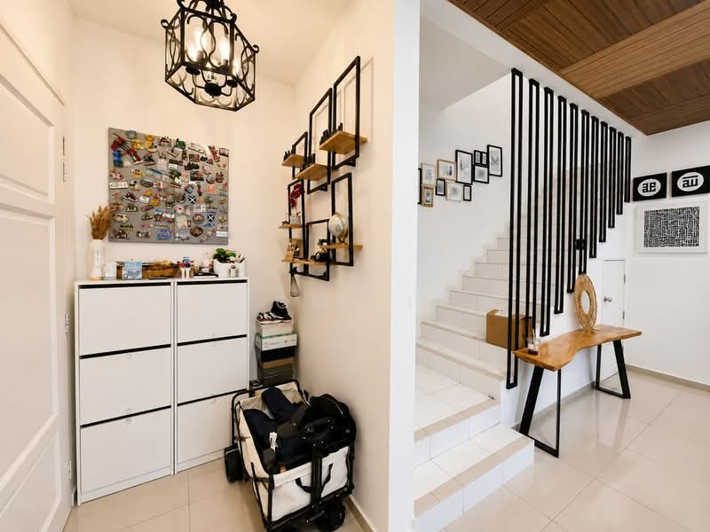 Cluster House for Sale in Eco Grandeur (Puncak Alam) - Tom Yip - Entrance - PropertyGuru.com.my