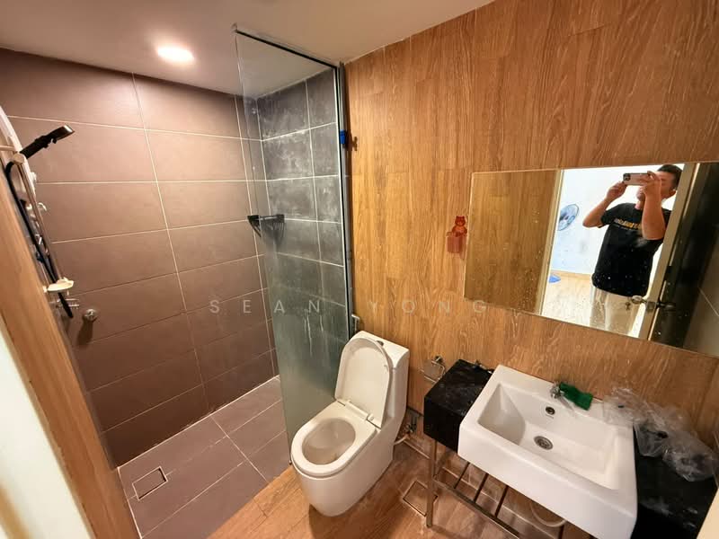Servis Apartment untuk Dijual di Emerald Avenue - Sean Yong - Bathroom - PropertyGuru.com.my