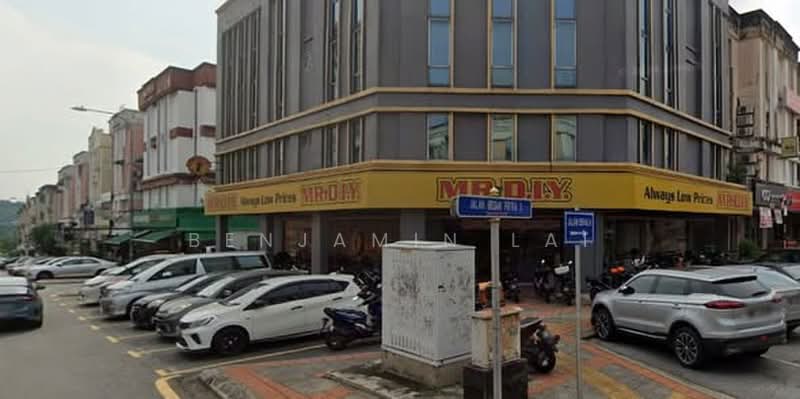 Shop for Sale in Kepong (Kuala Lumpur) - Benjamin Lai - Exterior - PropertyGuru.com.my