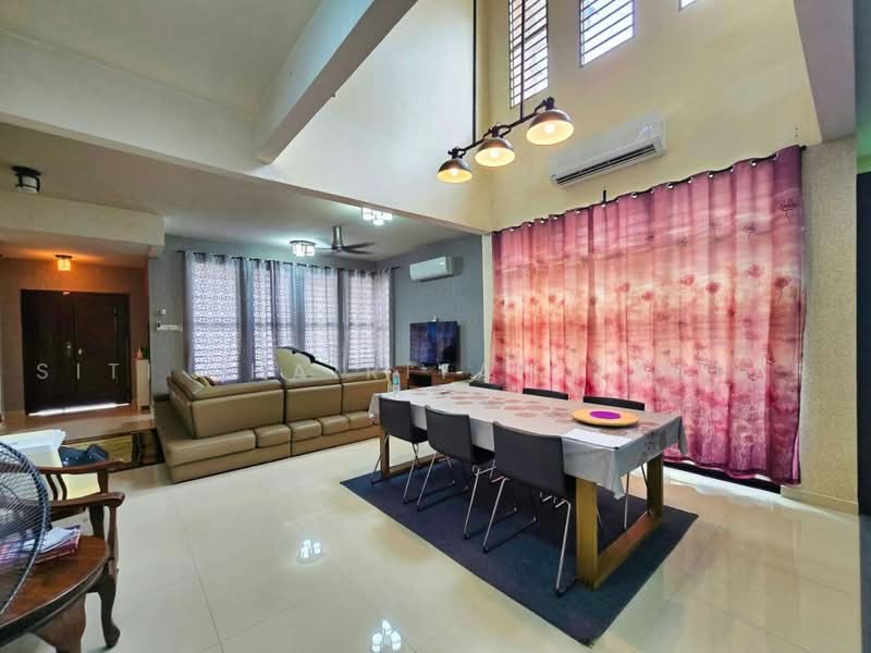 Semi-Detached House for Sale in Sungai Buloh (Selangor) - SITI KHAIRIYAH JAAFAR - Living Room - PropertyGuru.com.my