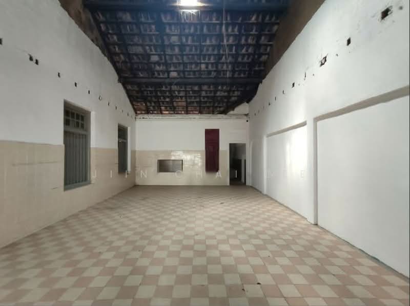 Shop for Rent in Bukit Chagar (Johor Bahru) - Jiin Chai Lee - Interior - PropertyGuru.com.my