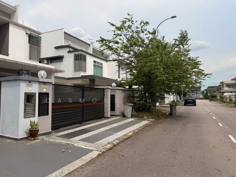 Cluster House for Sale in Taman Gaya (Ulu Tiram) - Dasmond Chiok - PropertyGuru.com.my