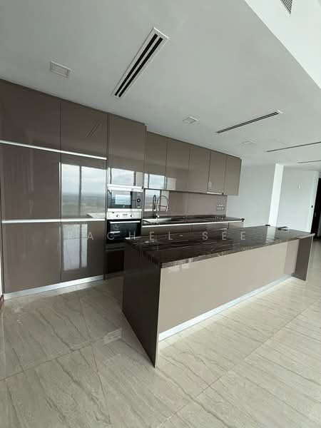 Service Residence for Rent at Puteri Cove Residences - Rachel See - Kitchen - PropertyGuru.com.my