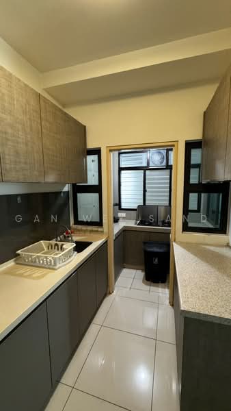 Kondominium untuk Disewa di Trinity Aquata - GAN WEY SAND - Kitchen - PropertyGuru.com.my