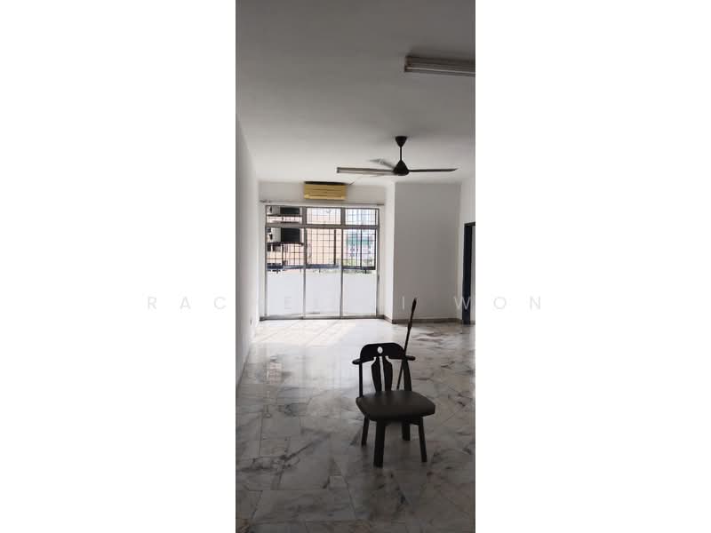 Apartment for Rent at Pangsapuri Lagoon Perdana - Rachel Ji Won - Living Room - PropertyGuru.com.my