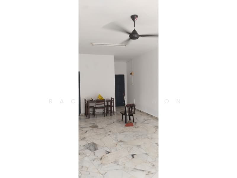 Apartment for Rent at Pangsapuri Lagoon Perdana - Rachel Ji Won - Living Room - PropertyGuru.com.my
